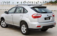 BYD S6 фото BYD